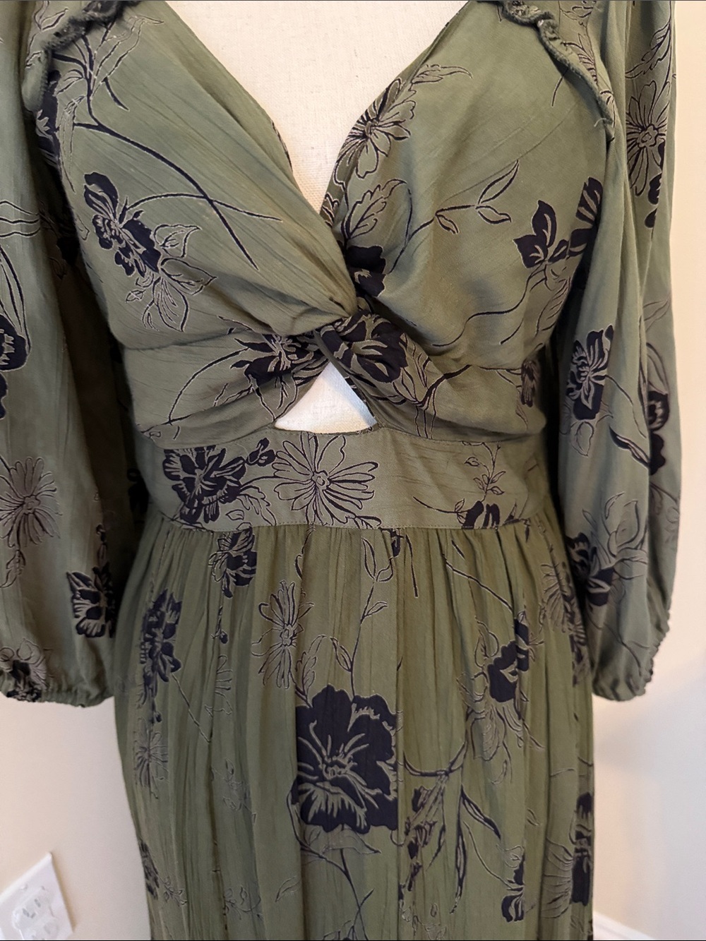 Angie Olive Green Maxi Dress with Black Floral Print. Medium - Picture 2 of 7